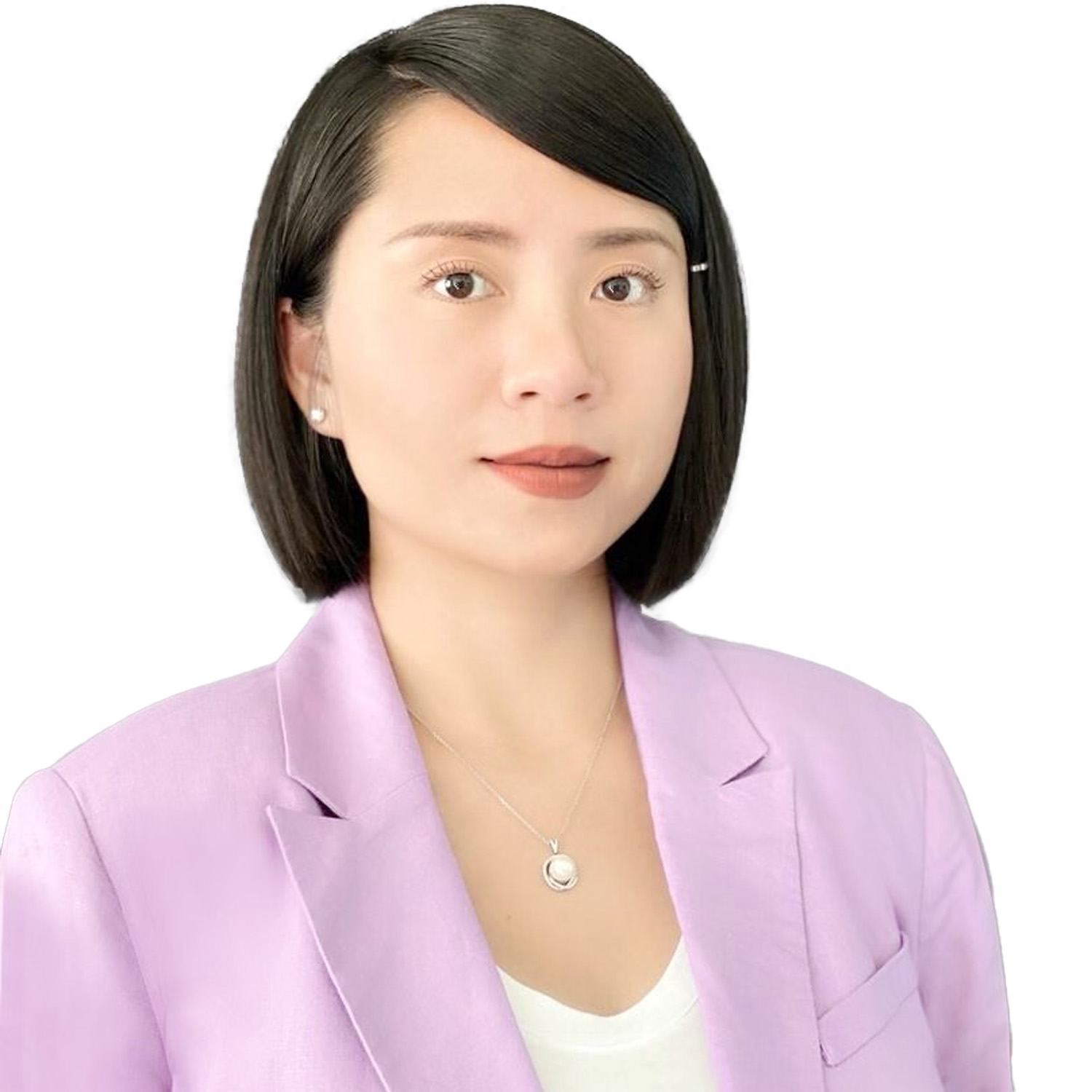 headshot of Christine Guo