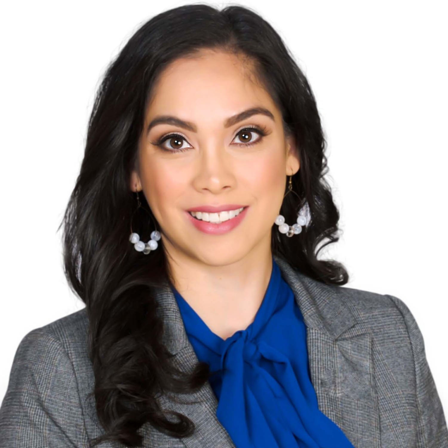 headshot of Yesenia Pujols